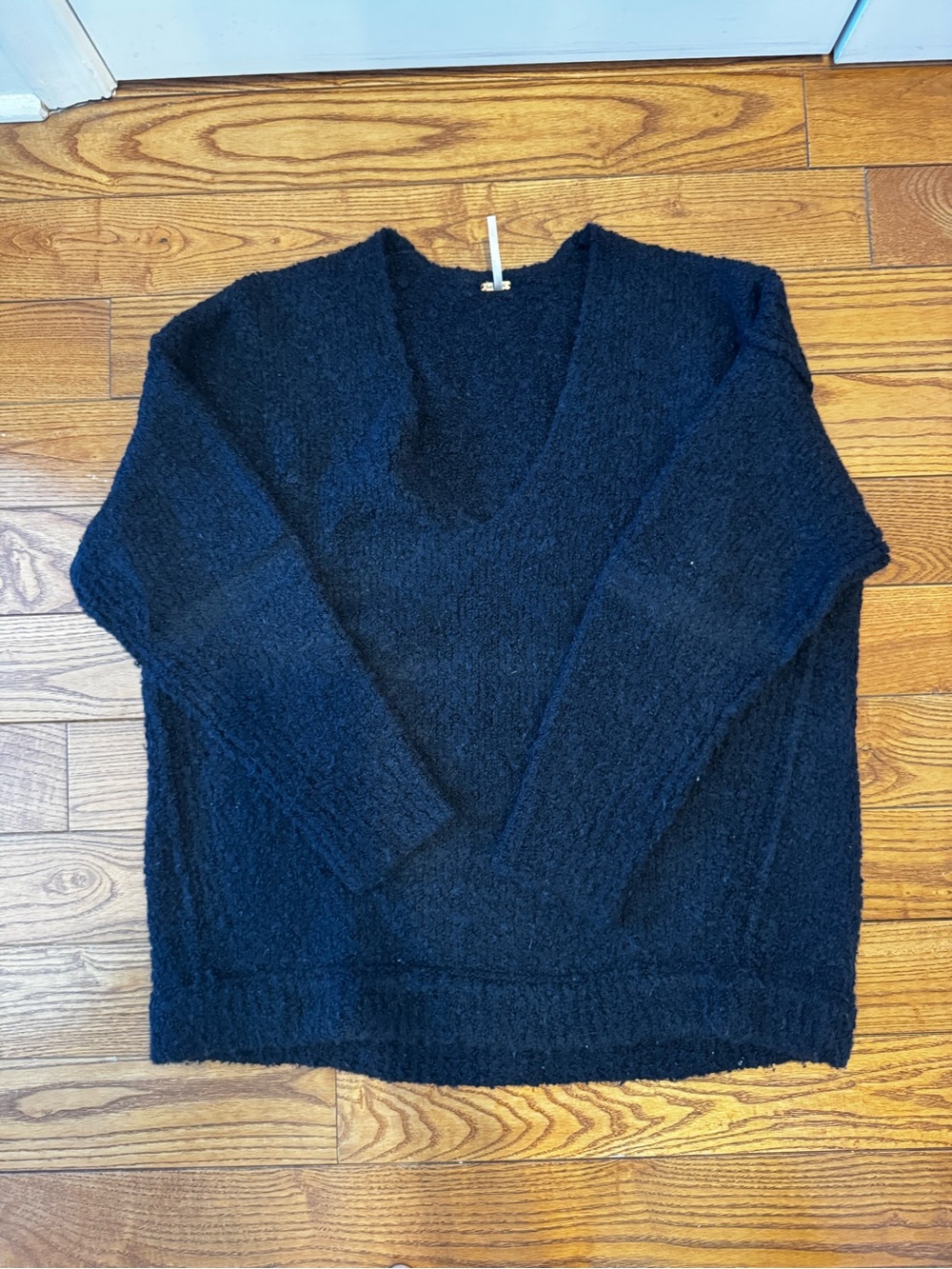 Free People women’s black V-Neck Knit Sweater